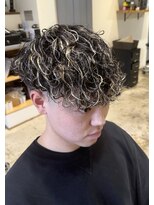 リフル 八王子(RIFULL)&nbsp;メンズパーマ　ツイスパ　波巻き　フェード