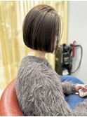 ミニボブ×アッシュグレージュ