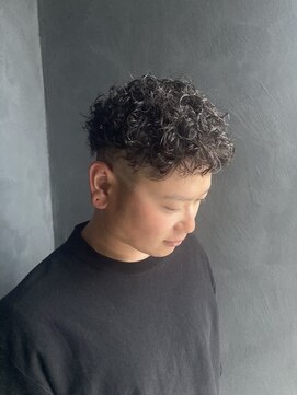 ラ カルモ(LA CALMO) ハードパーマ