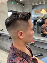 エフエム 明大前(FM)&nbsp;バーバー　ツーブロック/刈り上げ/ツイスパ/ビジネス/かきあげ