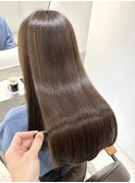 髪質改善縮毛矯正 地毛風ストレート くすみベージュ 艶髪ロング