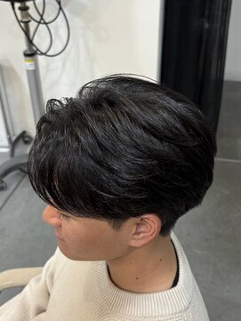 バース バイ ハピネス(BIRTH by happiness) ニュアンスパーマ/センターパート/フェザーパーマ