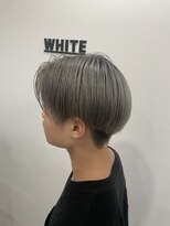 アンダーバーホワイト 阪神西宮店(_WHITE)&nbsp;センターパート　メンズ　アッシュシルバー