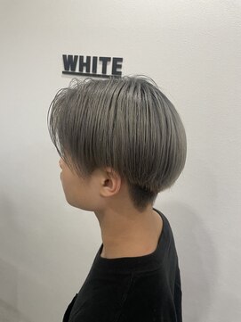 アンダーバーホワイト 阪神西宮店(_WHITE) センターパート　メンズ　アッシュシルバー