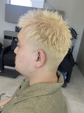 ホワイト(WHITE) ザクザクスパイキー 抜きっぱなしブロンド