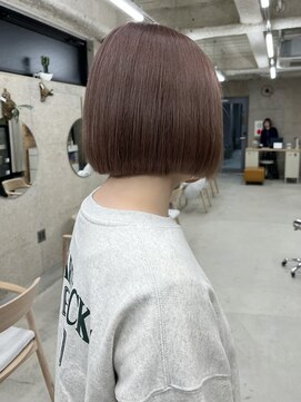 シロ(SiLO) つやボブ×ピンクブラウン