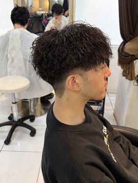 ラヴィット 横浜店(LUVIT) ツイストスパイラル メンズパーマ ツイスパ 波打ち 横浜