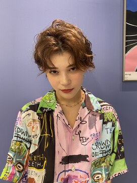 レオニード 表参道(LEONID) 夏ショートスタイル　ヌーディーカラー　ニュアンスパーマ