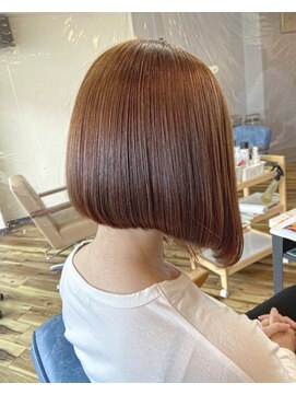 ヘアデザイン ディクト(hair design D.c.t) 【D.c.t 平田ヒデカズ】前下がりのショートスタイル