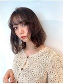 可愛いミディアムパーマスタイル
