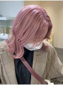 2830ピンクブロンドスローカラーカシスピンク波巻き斜めバング