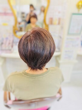 美容室 ティンカーベル ショートヘア
