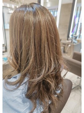 エムテコ(M.techo) 大人可愛い明るめハイライト♪