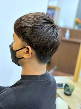 ミリ 国分寺(Mili) 刈り上げマッシュショート