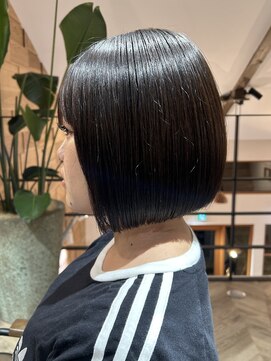 レリコ ニド(Relico-nid) 10代20代髪質改善艶髪×黒髪×前下がりボブ