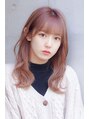 ヘアアンドメイク ドーリー(Hair&Make Dolly) 鮮やかなピンクベージュ。季節問わず人気色です。