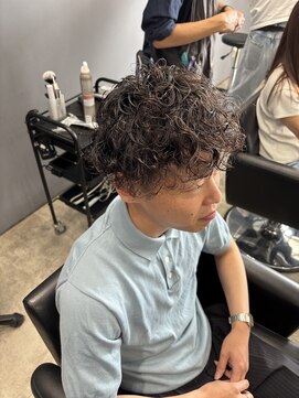 グリッター(GLITTER) スペイン風プードルパーマ