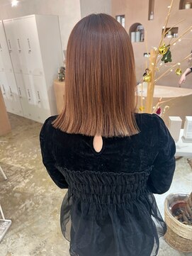 ユッカ 梅田(YUCCA) 【 YUCCA 】大人可愛い20代30代40代 ミディアム/ぷつカット