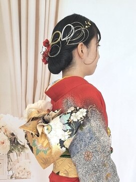 成人式/卒業式/ヘアセット/黒髪/小顔に見せるヘア/クラゲヘアー