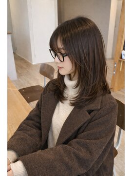 ナイアバイアヌエヌエ(naia by anuenue) 顔周りレイヤーカット