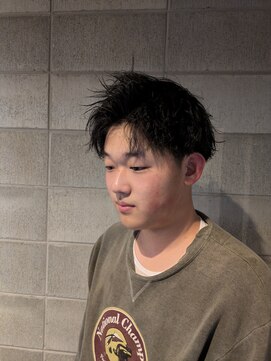 ワンワンオー バーバーショップ コンチネンタル(@110 BARBER SHOP continental) シャドウパーマ