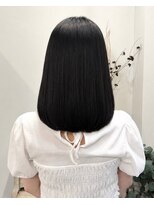 ロッカ(ROCCA)&nbsp;地毛風カラーの美髪ボブ