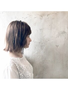 フィルドール(fild'or) ~fild'or~切りっぱなしボブ × グレージュ