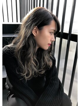 トルネード(TORNADO) 大人ハイライトバレイヤージュ