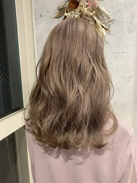 ラフトーキョウセカンド(RAF TOKYO 2nd) 【RAF TOKYO 2nd Rina 】誰もが通る道ベージュ