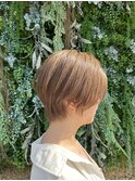 ショート×ベージュ