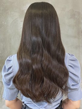 アカラ(acala) グレージュウェーブロング【イルミナカラー/縮毛矯正/髪質改善】