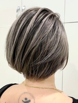 ソーホーニューヨーク ギンザ(SOHO NEW YORK GINZA) シャドウルーツショート