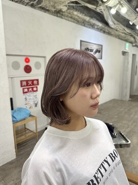 ジーナ 高田馬場(Zina) ほんのりピンクベージュ