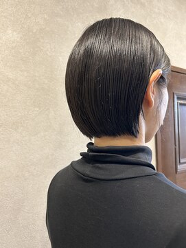 ルアン(LOUEN) 首元スッキリ大人のミニボブ