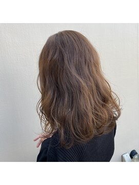 デレディールフィデル(DERE-DIR fidele) ベージュカラー★ゆるふわ巻き