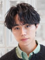 テン 心斎橋(tenn.)&nbsp;メンズセンターパート七三分けパートニュアンスパーマ刈り上げ