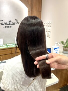 ファミリア ボンド(familiar BOND) 潤いまとまる髪質改善トリートメント