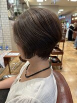 ジュール ドゥJour doux&nbsp;ショート　ハイライト　ショートボブ　大人くびれショート