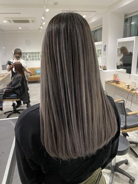 カラ ヘアーサロン(Kala Hair Salon) ハイライトバレイヤージュダブルカラーケアブリーチ20代30代40代