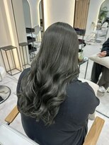 ジーナ 吉塚(Zina)&nbsp;暗染め 艶髪 オリーブグレージュ【福田れん】博多 吉塚 美容室