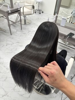 ノヴァ(NOVA)の写真/【誰もが憧れる理想のストレート】一人ひとりの髪質状態に合わせて“薬剤・工程“などを細かく調整◎