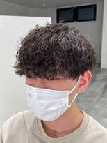 ルースト 南堀江店(ROOST)&nbsp;刈り上げセンターパート/波巻きツイストスパイラル/南堀江