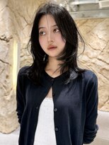 シティ オモテサンドウ(CITY omotesando)&nbsp;黒髪でも軽い顔周りミディアムレイヤー かきあげミディアム tr
