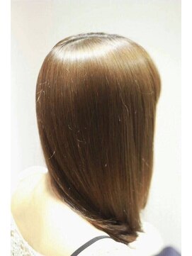 マリブ ヘアリゾート 伊勢崎本店(malibu hair resort) ツヤ髪ストレート/艶髪/艶感/サラサラ/ストレート/ブラウン