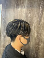 ヘアーアンドリラックス 十日市場店(hair & relax y-21) センターパートハイライト