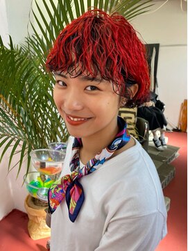 フィン(fin,) Ayato/美髪/ホワイトグレージュ/ネビージュ/こなれミディ/パーマ