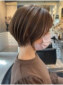 大人かわいいショート×ハイライト