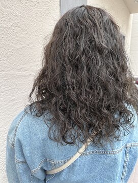 ジィップクリニカ(Zip clinica) ニュアンスパーマ 担当-木村優伽