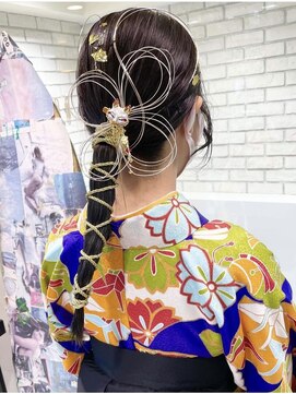 トルネード(TORNADO) 卒業式 成人式振袖袴ヘアセット 金箔ヘア 水引きヘア表参道K0806