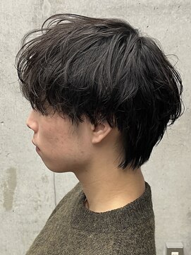 フイ 代々木(Hui) メンズ/アップバング/ツーブロックマッシュ/束感ショート波巻き